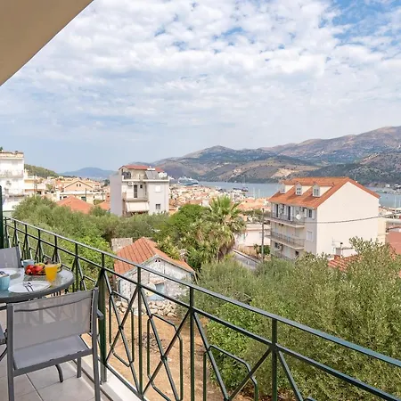 Unique View Apartment